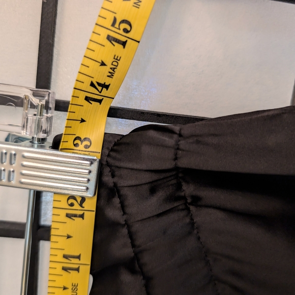 Women's Black Cargo Pants - Picture 7 of 15